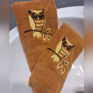 Set Of 2 Vintage 1970s Owl Hand Towels - Light Brown